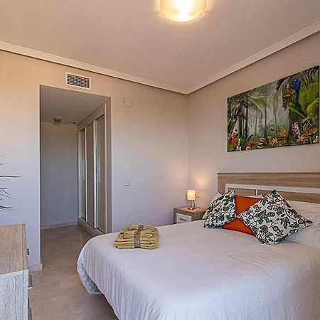 797 Holiday Rentals - Moderno Piso Para 5 Con Hermosas Vistas Benalmádena Eksteriør billede