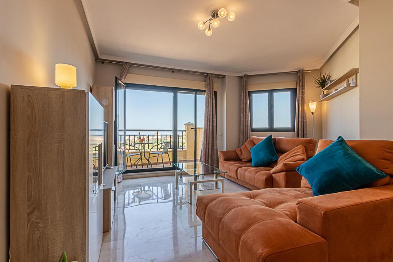 797 Holiday Rentals - Moderno Piso Para 5 Con Hermosas Vistas Benalmádena Eksteriør billede